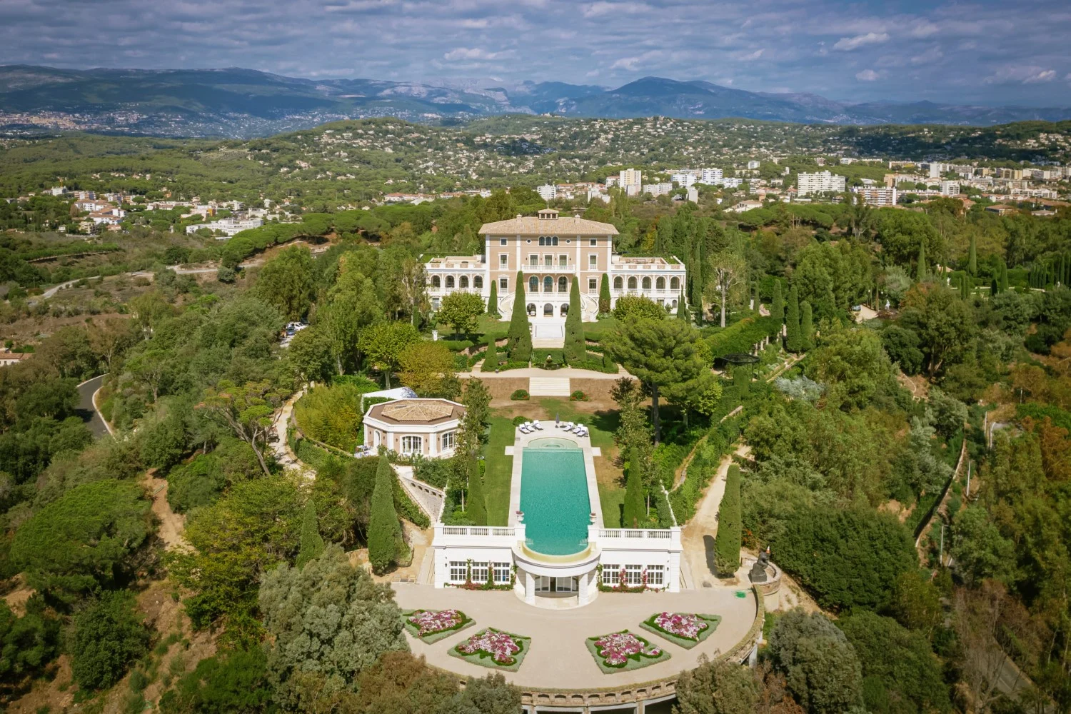 Luxury Villas